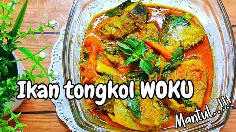 Aromanya Langsung Menggugah Selera, Ikan Woku Belanga Jadi Menu Wajib Natal di Manado