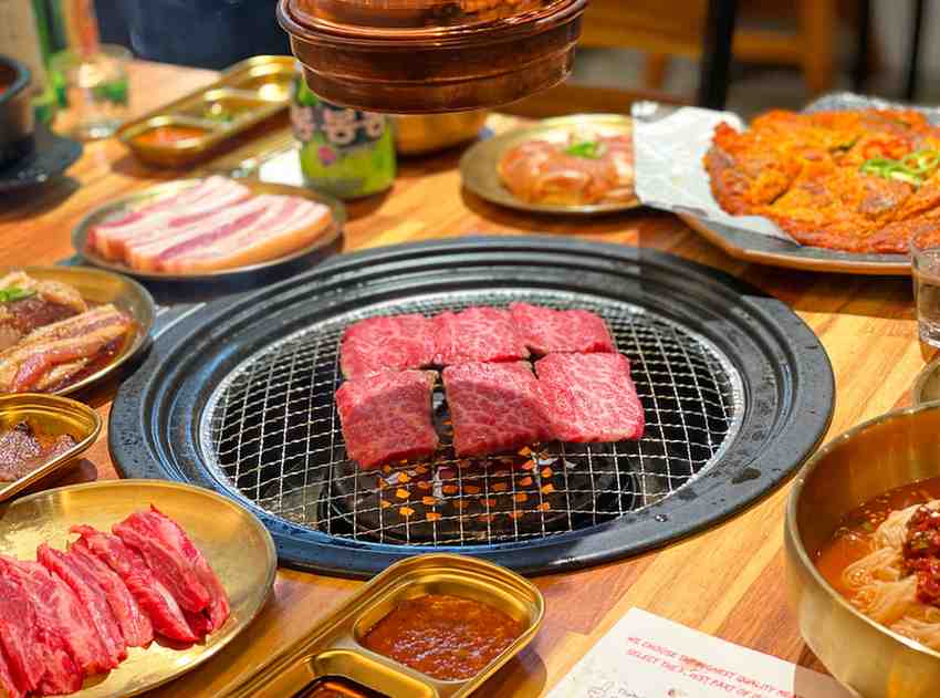 Jangan Dipanaskan Lagi! 15 Ide Olahan Sisa Daging BBQ yang Bikin Menu Rumah Terasa Baru