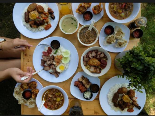 Resep Rasa Nusantara yang Bikin Dunia Jatuh Cinta, 7 Makanan Indonesia Favorit Turis Asing