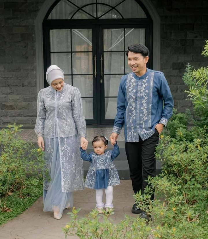 Tren Lebaran 2026 Makin Berani dan Lembut! Sekaligus, Ini Inspirasi Gaya untuk Ibu dan Si Kecil