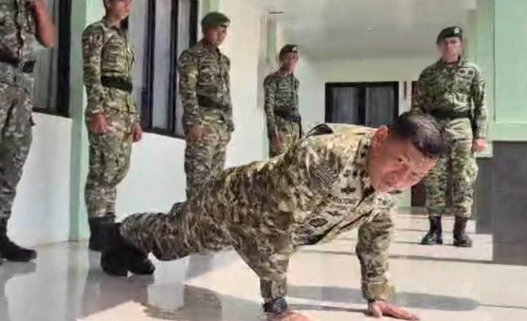 Mayjen Kristomei, Pangdam XXI/Radin Inten yang Fit dan Humoris