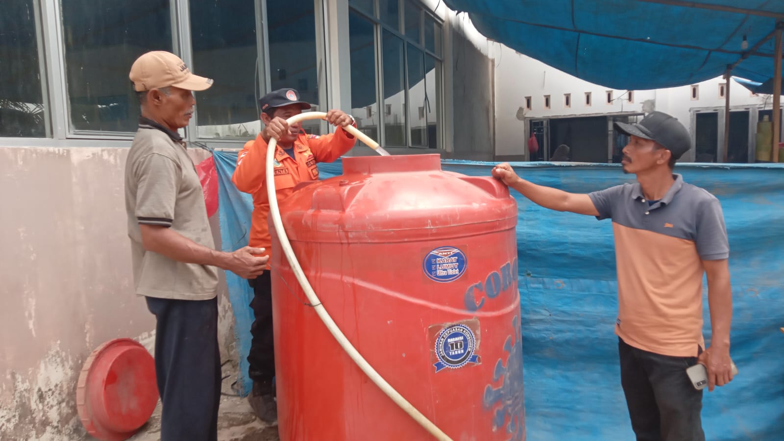 Dampak Kemarau Mesuji Mulai Terasa, Distribusi Air Bersih Mulai Disalurkan
