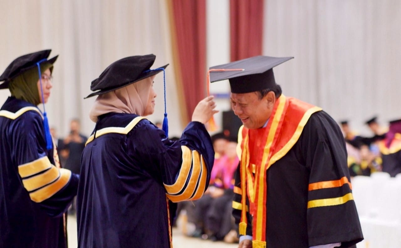 Berhasil Jalur RPL, Wakil Walikota Bandar Lampung Wisuda S2 Magister Manajemen IIB Darmajaya