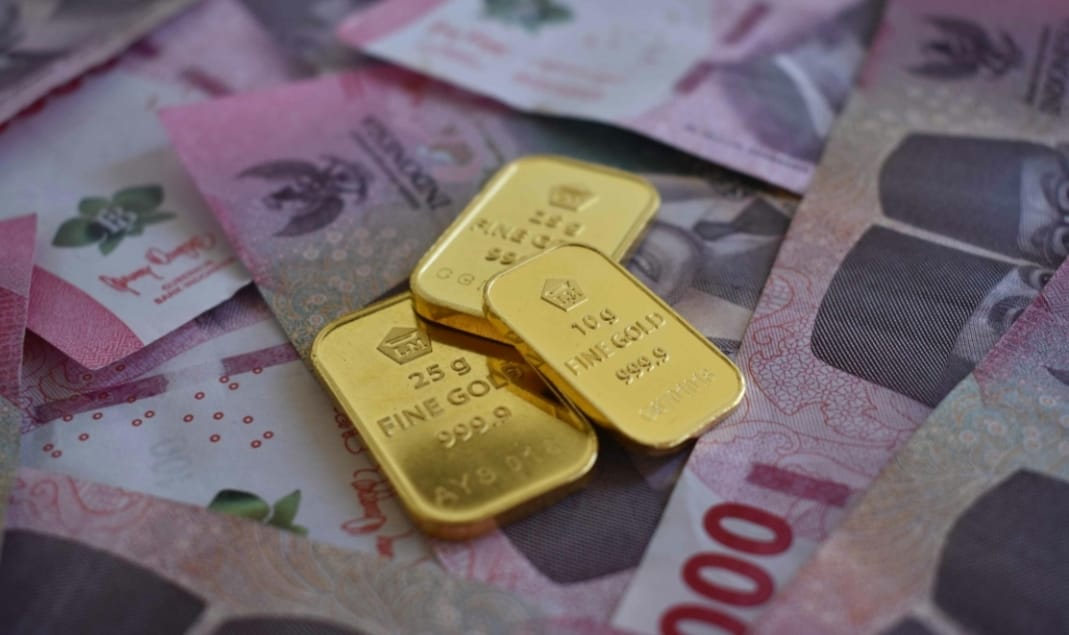Update Harga Emas Antam 7 April 2026, Turun Rp 27 Ribu per Gram