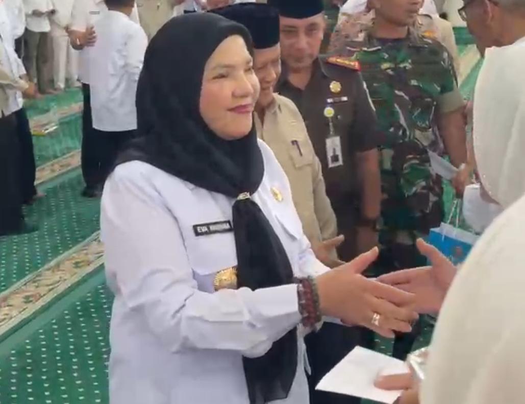 Bunda Eva Lepas 1.159 JCH Bandar Lampung, Ada 4 Pejabat Pemkot yang Turut Berangkat Haji