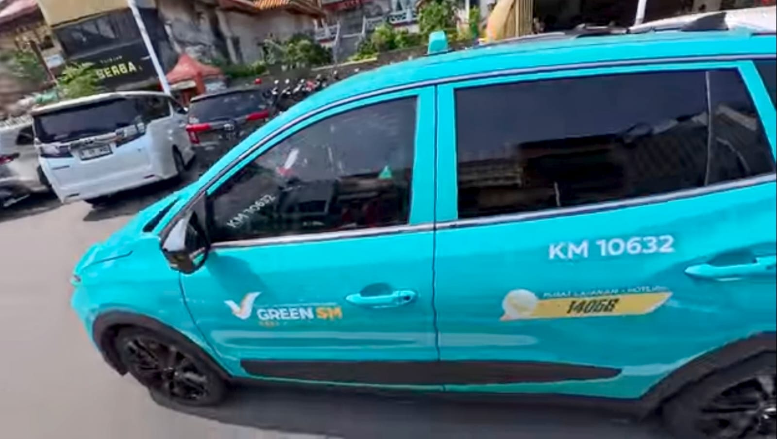 Melihat Masa Depan Taksi Listrik, Antara Inovasi Parkir Otomatis dan Tantangan Keamanan di Indonesia