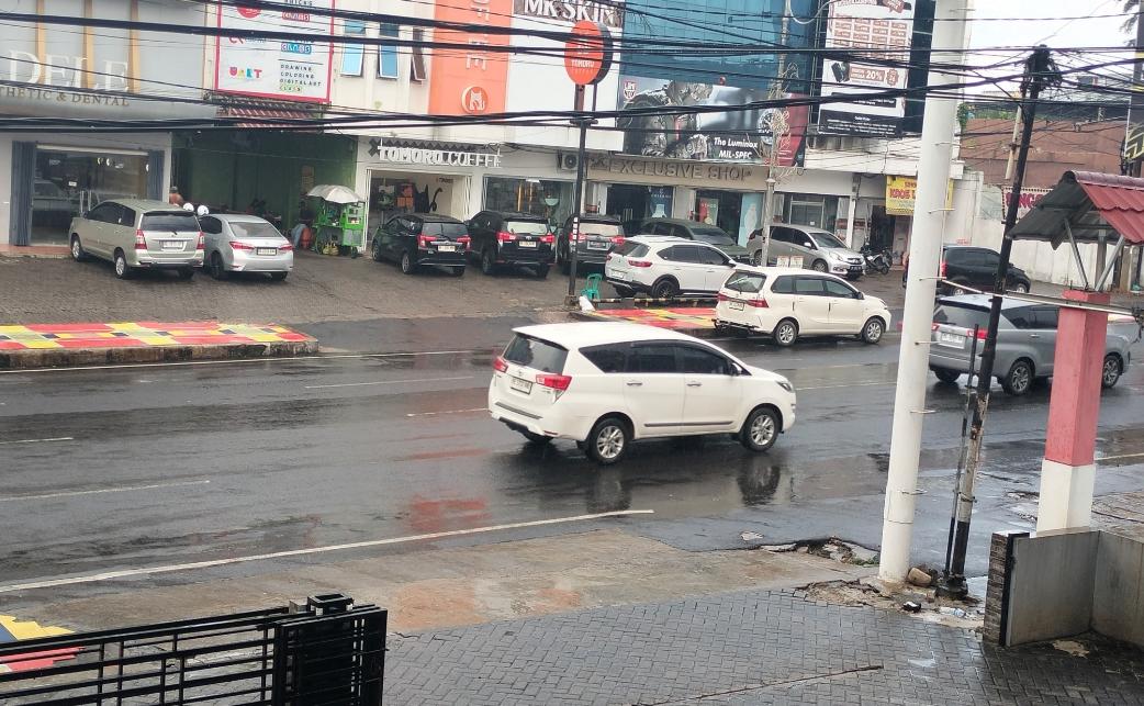 Bandar Lampung Berpotensi Hujan Lebat dan Angin Kencang Hingga Sore Ini, Begini Peringatan BMKG