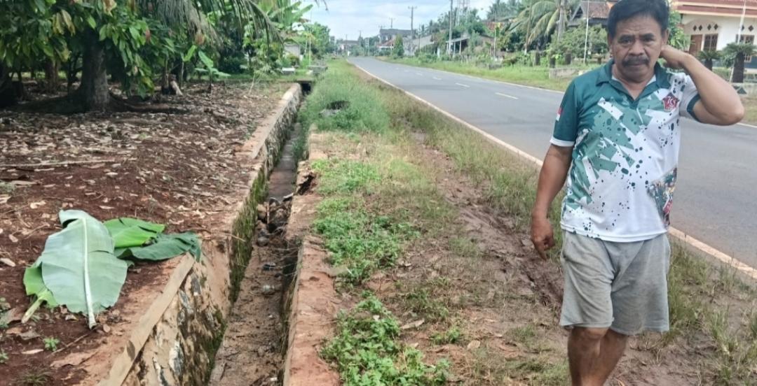 Pengendara Motor Tewas Tertindih Vario di Parit Jalintim Mataram Baru, Begini Kondisinya