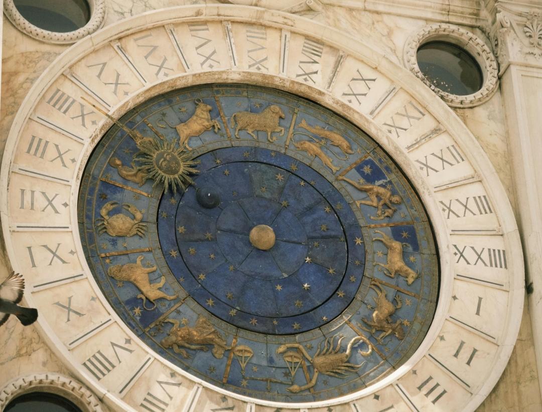 Ramalan Zodiak Sabtu 16 Mei 2026: Leo Bersinar dan Memikat, Libra Waktunya Rem Pengeluaran