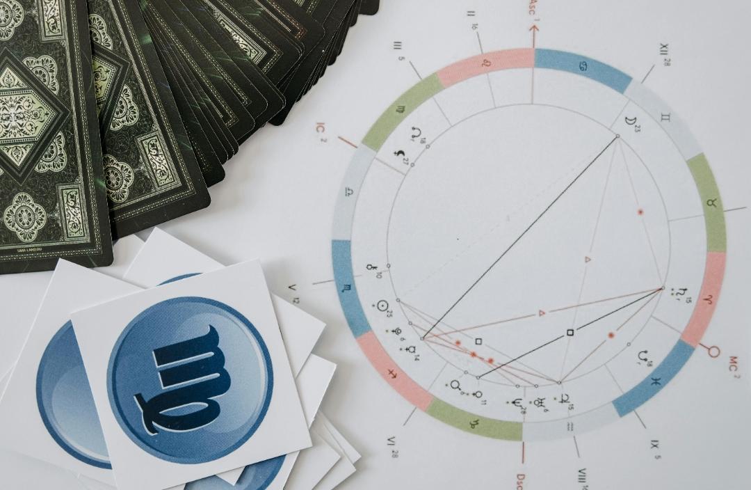 Ramalan Zodiak 17-18 Mei 2026: Scorpio Jaga Ego, Aquarius Siap-Siap Jemput Cuan Tak Terduga