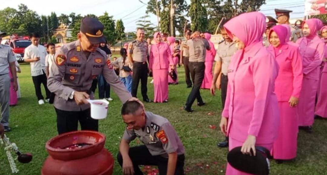 67 Personel Polres Lampung Timur Naik Pangkat, Kapolres: Tingkatkan Profesionalisme dan Pelayanan
