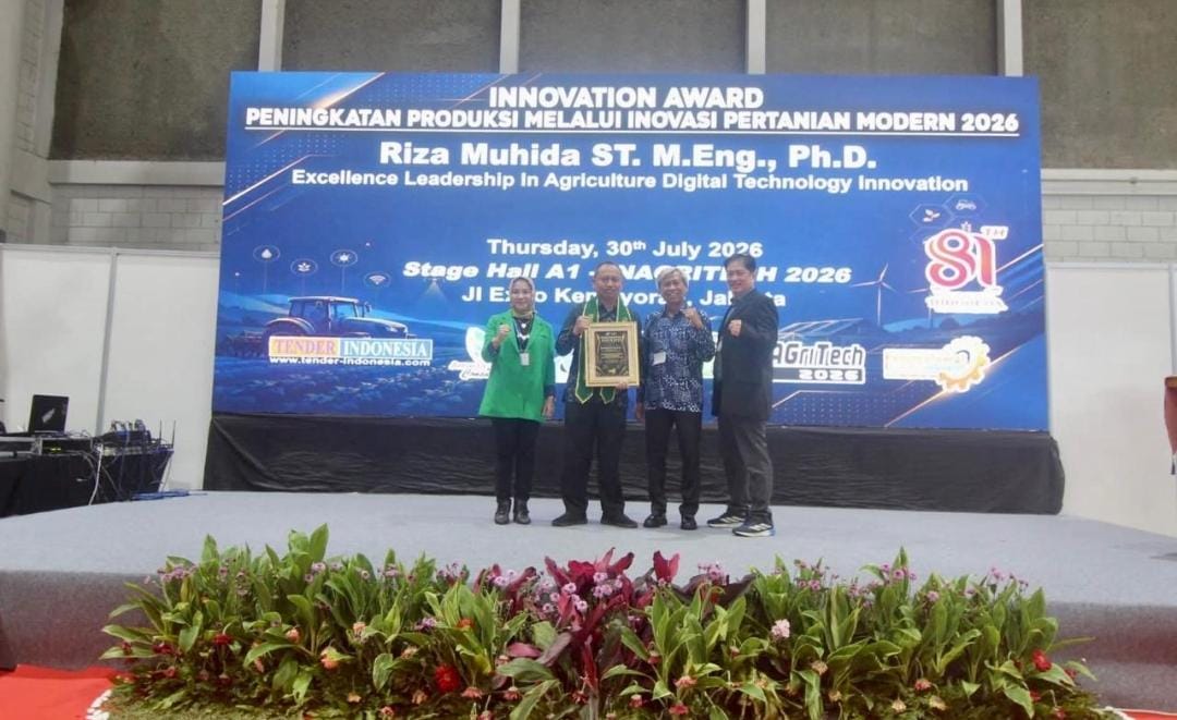 Kembangkan Teknologi Pertanian Modern, Dosen UBL Riza Muhida Raih Award di INAGRITECH 2026