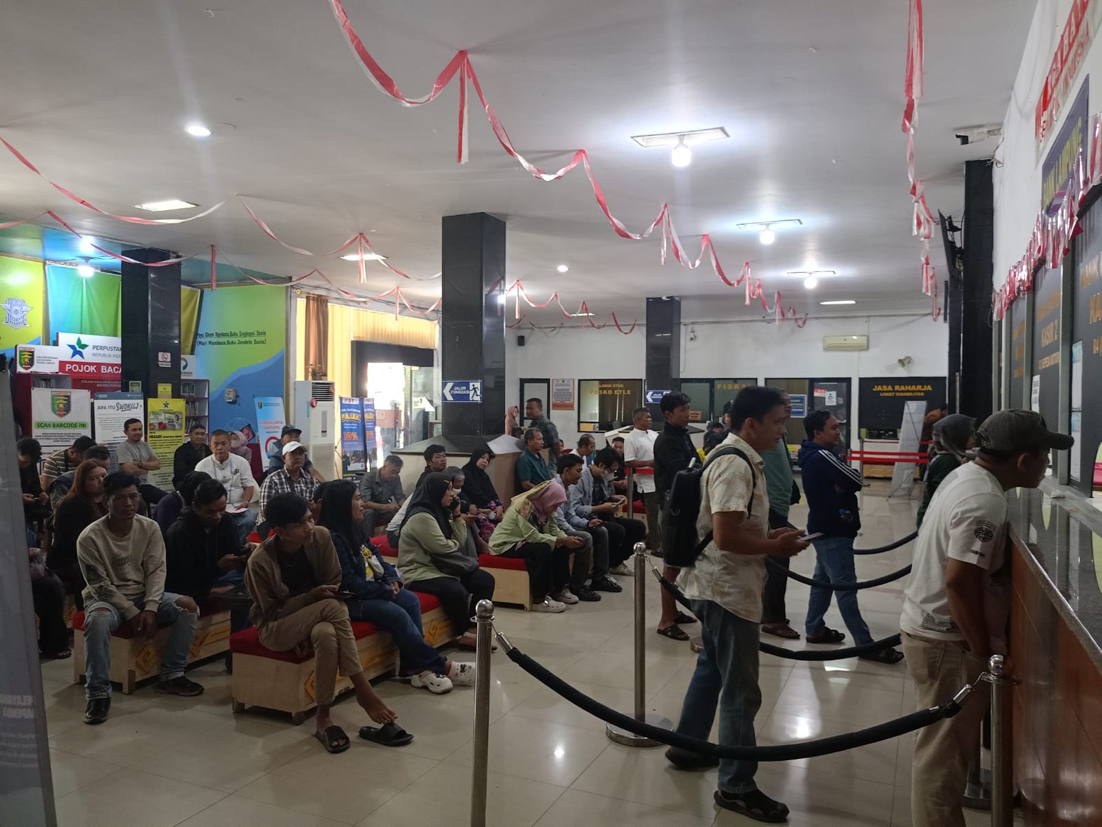 Samsat Rajabasa Kejar Target, WFH Tak Ganggu Pelayanan