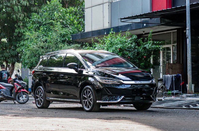 BYD Dominasi Armada Taksi Listrik, Dukung Transportasi Bersih dan Bebas Polusi