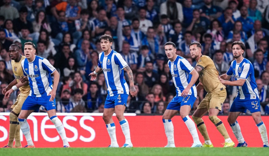 Link Live Streaming Porto vs Nottingham Forest: Ujian Berat Tricky Trees di Markas Naga
