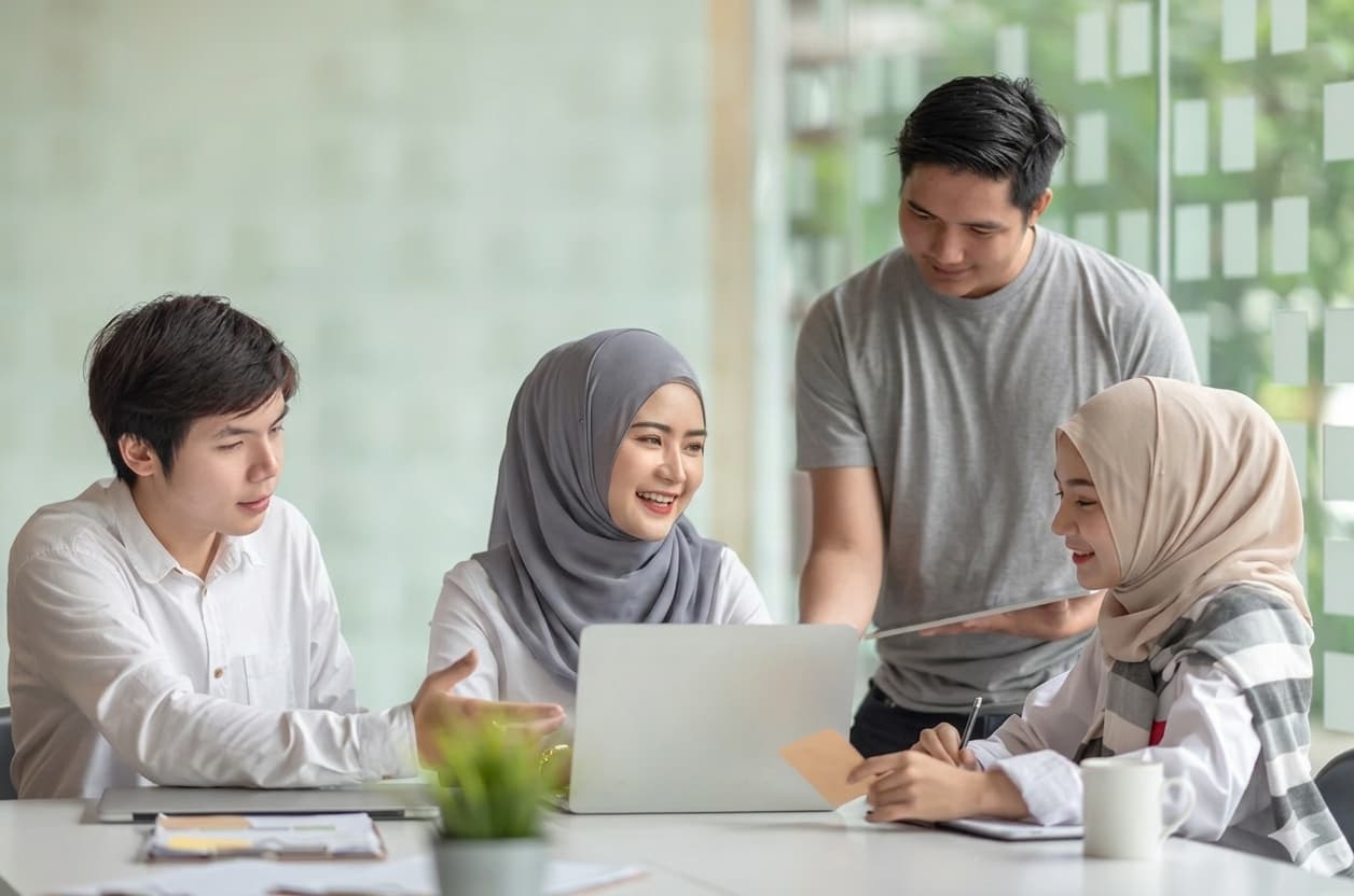 3 Zodiak Paling Open Minded, Gampang Menerima Perbedaan dan Jarang Menghakimi Orang Lain
