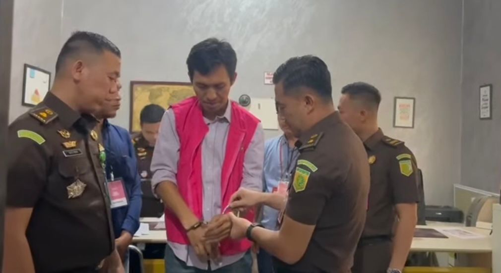 Kejari Lampung Tengah Tahan Direktur PT Kayla Jaya Abadi Soal Korupsi Pembangunan Taman Hutan Kota