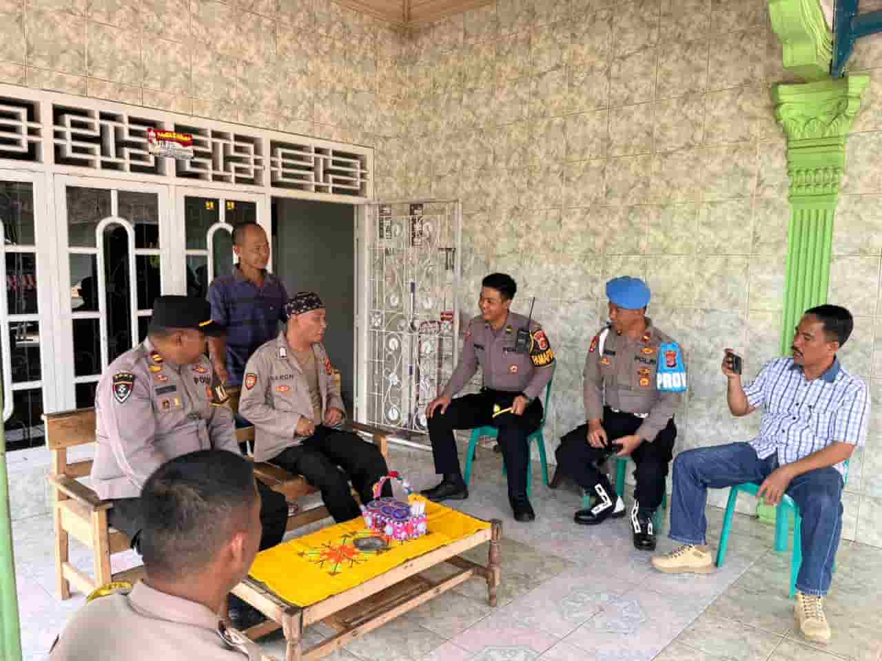 Ngaku Bripka, Warga Sipil di Tubaba Diamankan Polisi