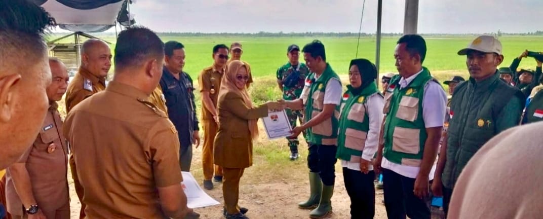 32 ASN Penyuluh Pertanian Mesuji, Terima SK Pengalihan Status Ke Kementan