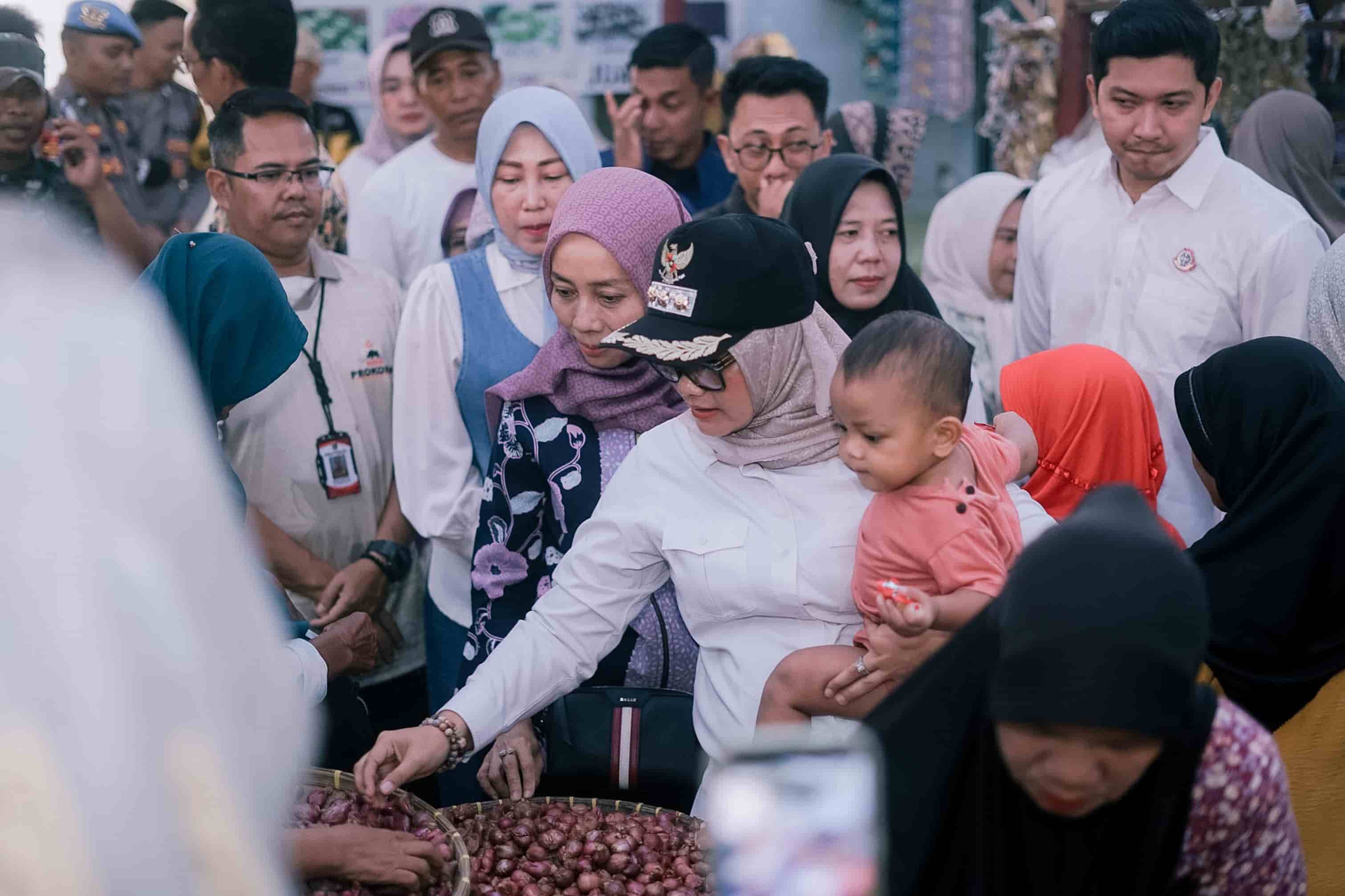 Bupati Lamtim Sidak Pasar, Daging Sapi Tembus Rp150 Ribu per Kilogram