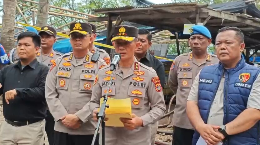 Polda Lampung Amankan Sarang BBM Oplosan Ilegal di Pesawaran, 32 Orang Diamankan