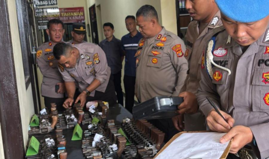 Polda Lampung Cek Senpi Anggota Hingga Amunisi di Polres Way Kanan