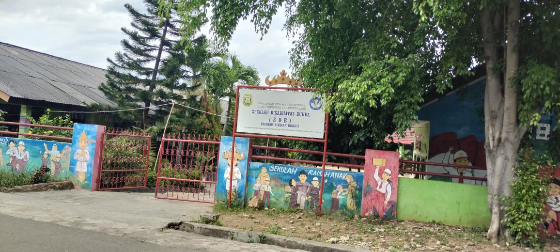 Miris! Guru Sekolah Disabilitas Bandar Lampung Belum Terima Gaji Sejak 2024, Tapi Tetap Mengajar