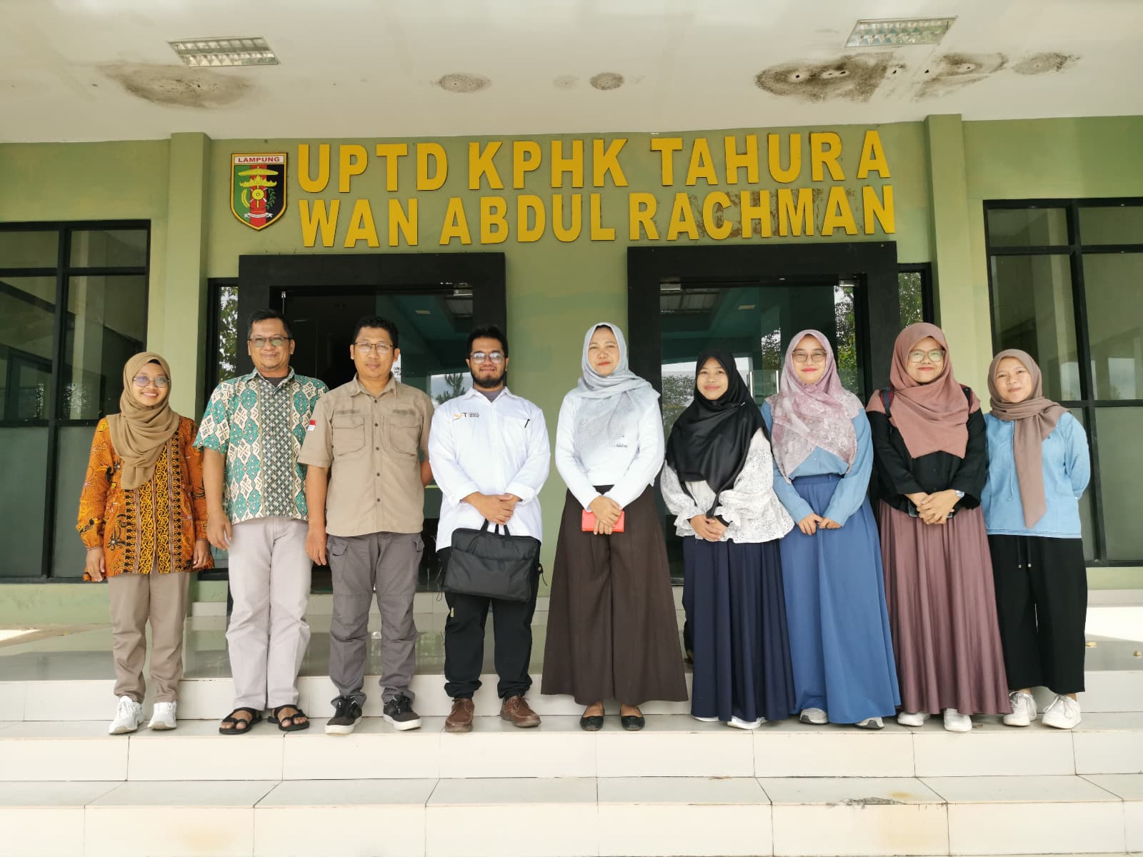 Tim Dosen Itera Latih Masyarakat Desa Padang Cermin Gunakan UAV untuk Dashboard Biobriket