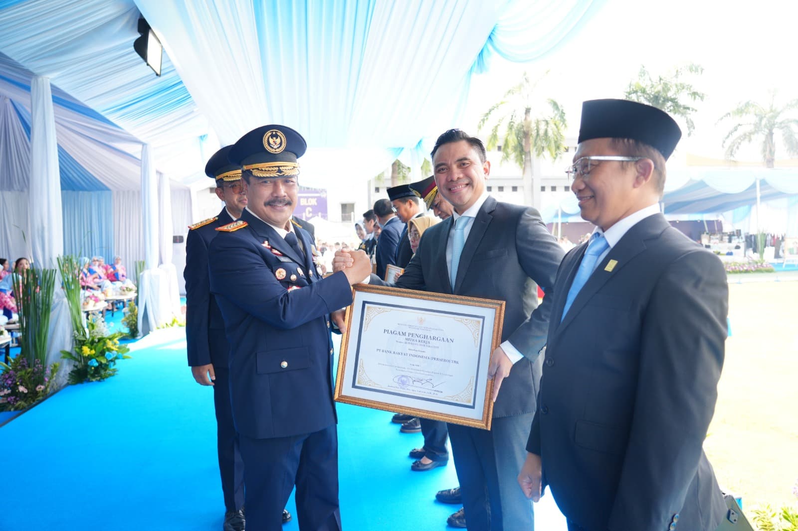Dukung Program Strategis Pemerintah, BRI Dianugerahi Penghargaan dari Kementerian IMIPAS