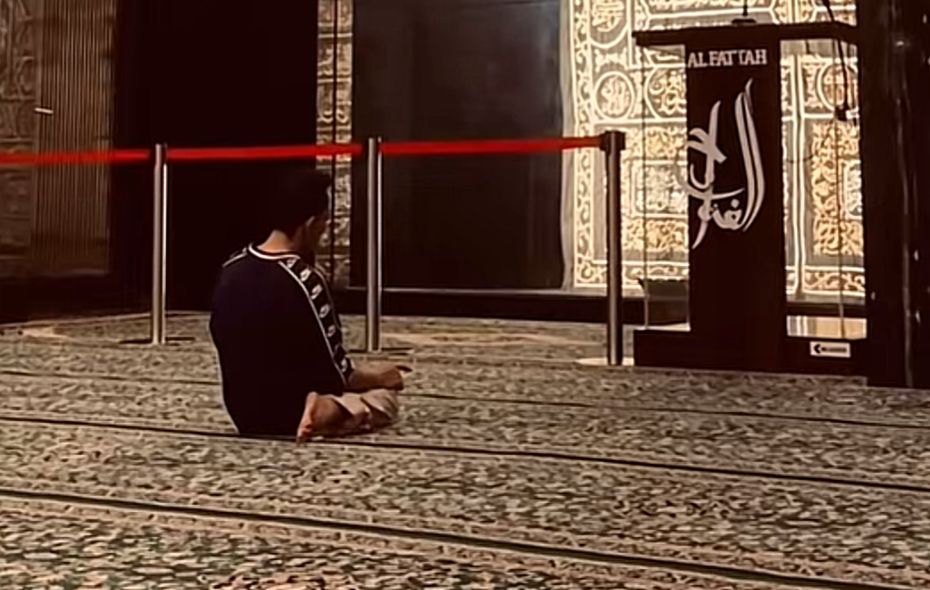 Isra' Mi'raj: Perjalanan Agung yang Mengajarkan Keutamaan Sholat