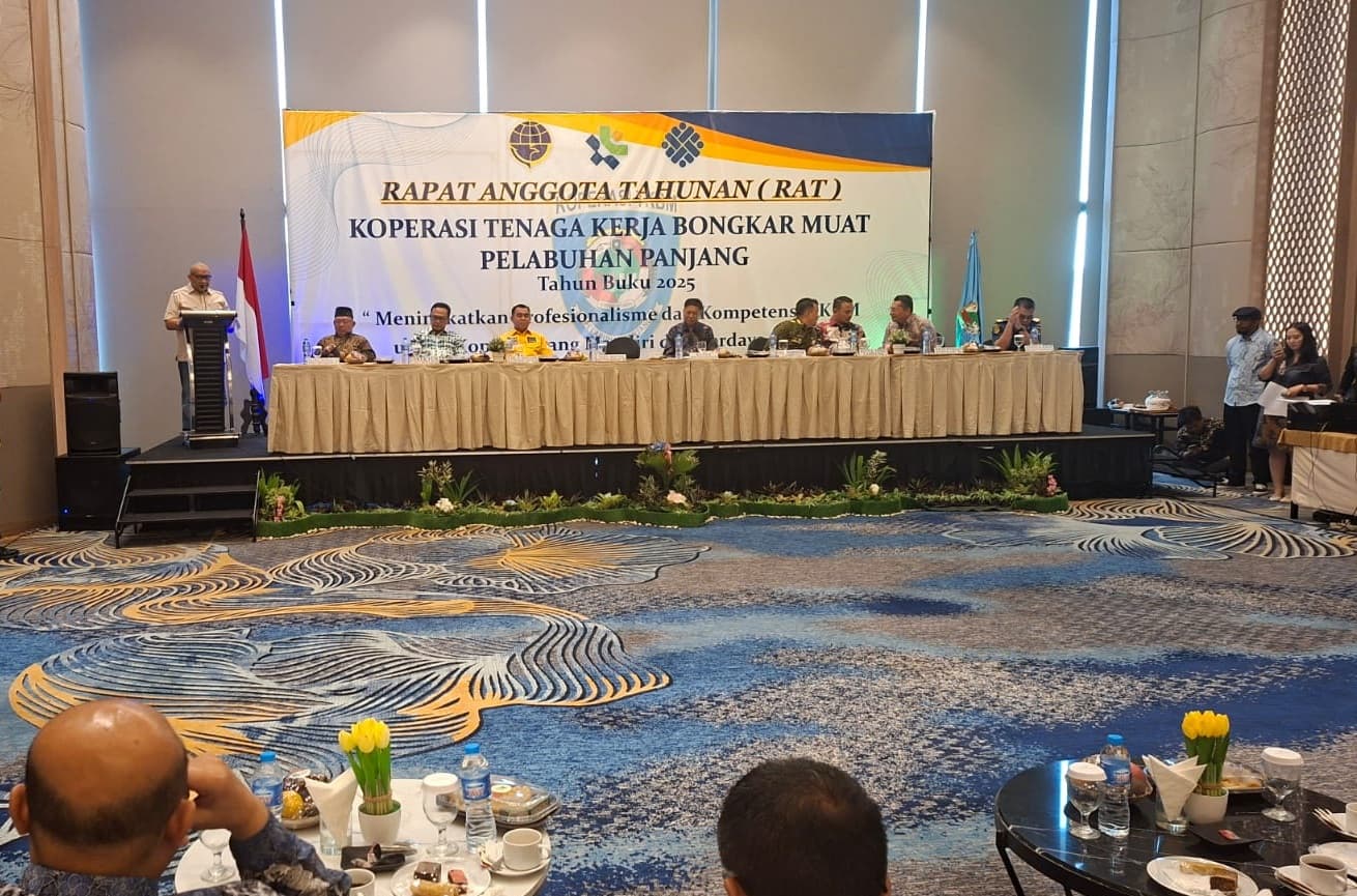 Di tengah modernisasi pelabuhan, TKBM Panjang disebut bisa jadi role model koperasi buruh nasional.