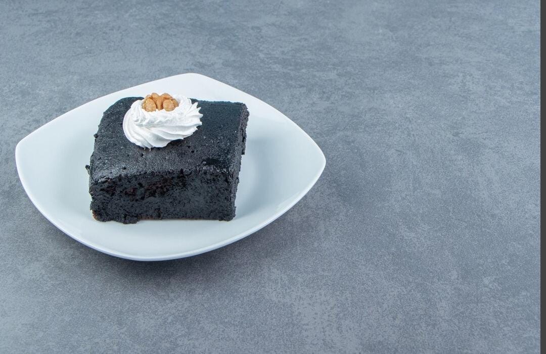 Lembut di Luar, Melting di Dalam! Ini Resep Bolu Ketan Hitam Kukus Isi Keju Lumer untuk Sajian Lebar