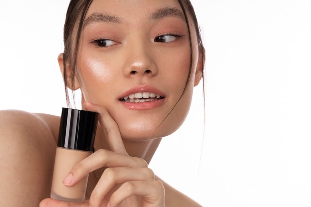 Ringan, Natural, dan Nyaman untuk Daily, Ini Rekomendasi Skin Tint Terbaik