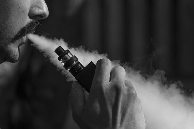 5 Bahaya Vape bagi Kesehatan yang Sering Diremehkan, Risiko Kecanduan hingga Penyakit Jantung