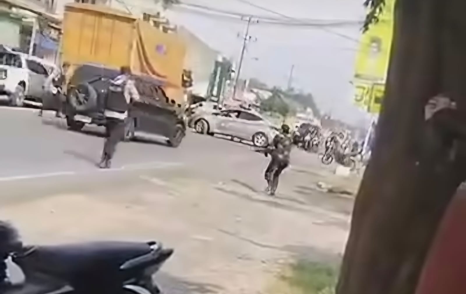 Video Penyergapan Mobil di Depan Mapolsek Baradatu Viral, Pengemudi Diduga Terlibat Kasus Narkoba