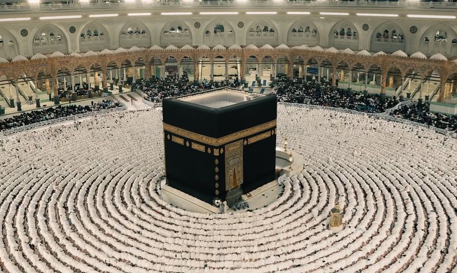 Mitos Atau Fakta? Ada Larangan Pesawat Melintas Di Atas Ka'bah