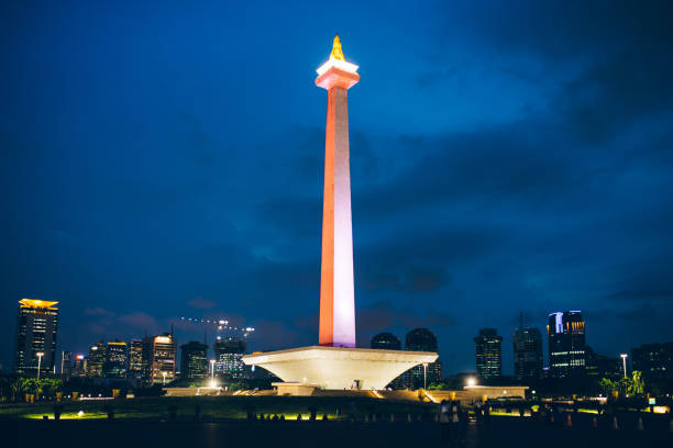 Siap Sambut Nataru 2026, Monas Buka Sampai Malam dan Suguhkan Atraksi Spesial