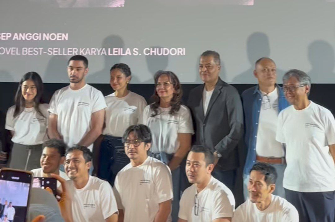 Film Laut Bercerita Akhirnya Reveal Cast, Reza Rahadian dan Dian Sastro Jadi Sorotan