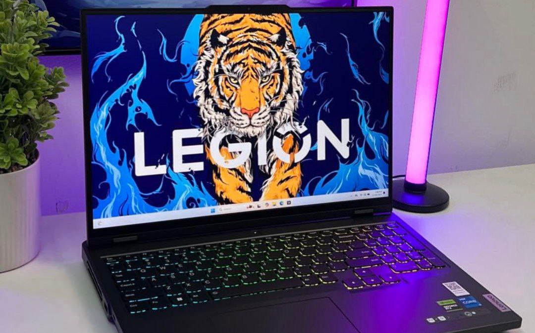 Lenovo Legion Pro 5i Bawa Tenaga Besar dan Desain Minimalis Cocok untuk Gamer Sekaligus Kreator
